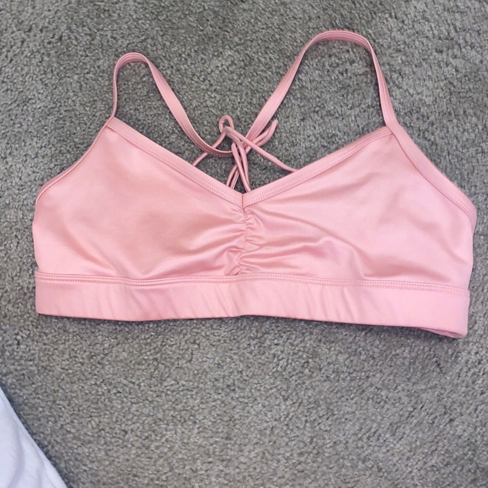 alo sports bra